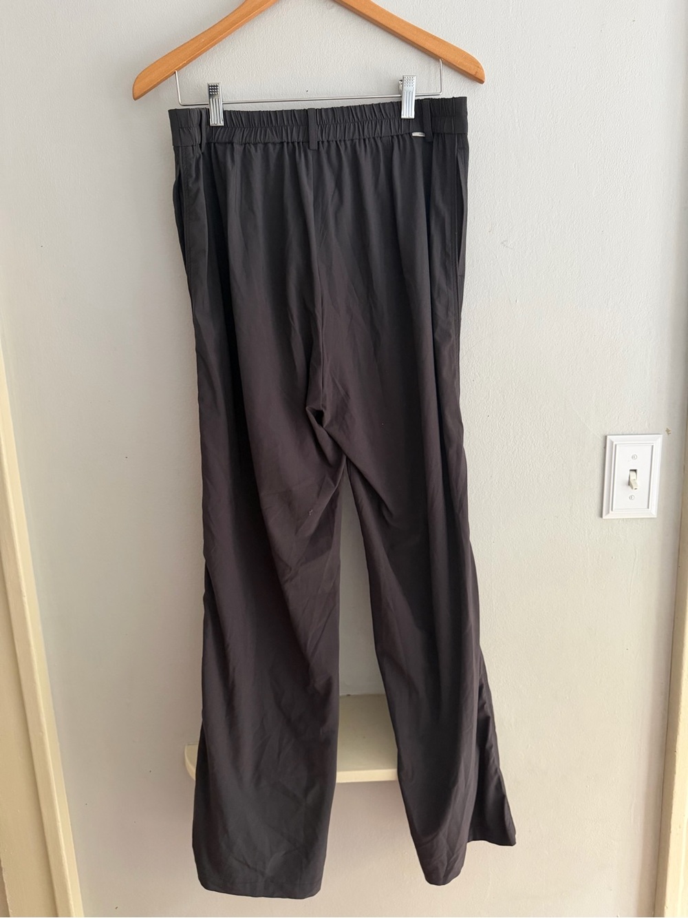 Vuori Villa Black Wide-Leg Trousers - Picture 6 of 7